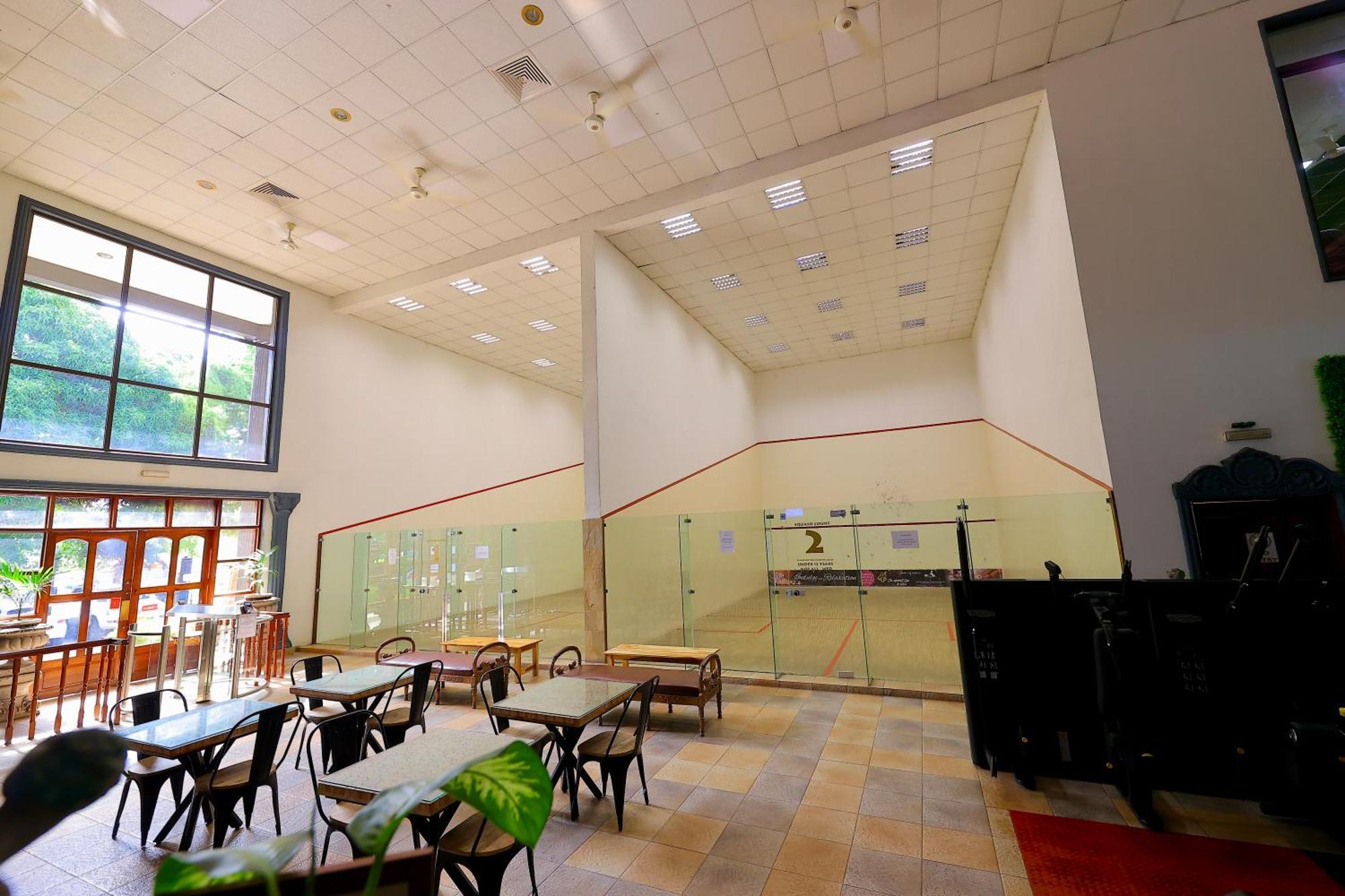 דאר א-סאלאם Colosseum Boutique Hotel & Spa מראה חיצוני תמונה