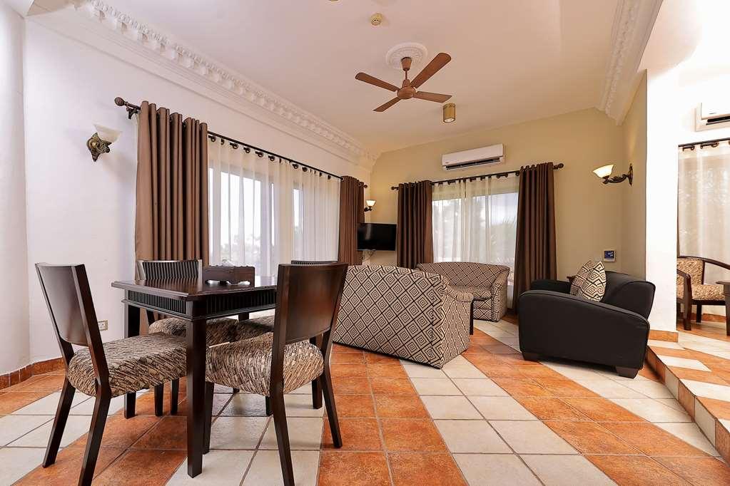 דאר א-סאלאם Colosseum Boutique Hotel & Spa חדר תמונה