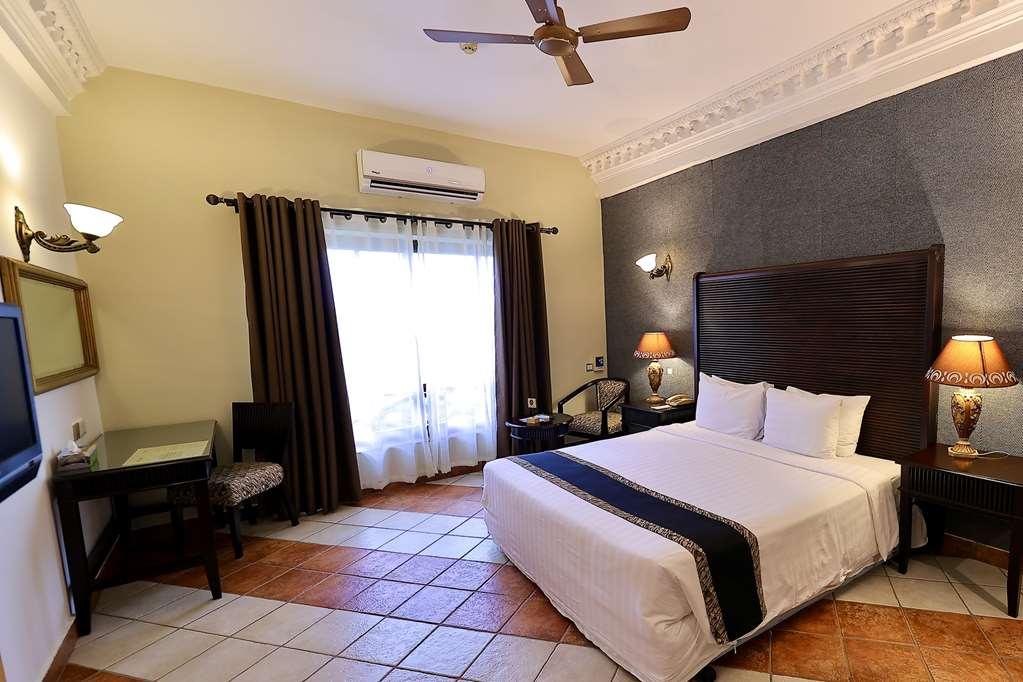 דאר א-סאלאם Colosseum Boutique Hotel & Spa חדר תמונה