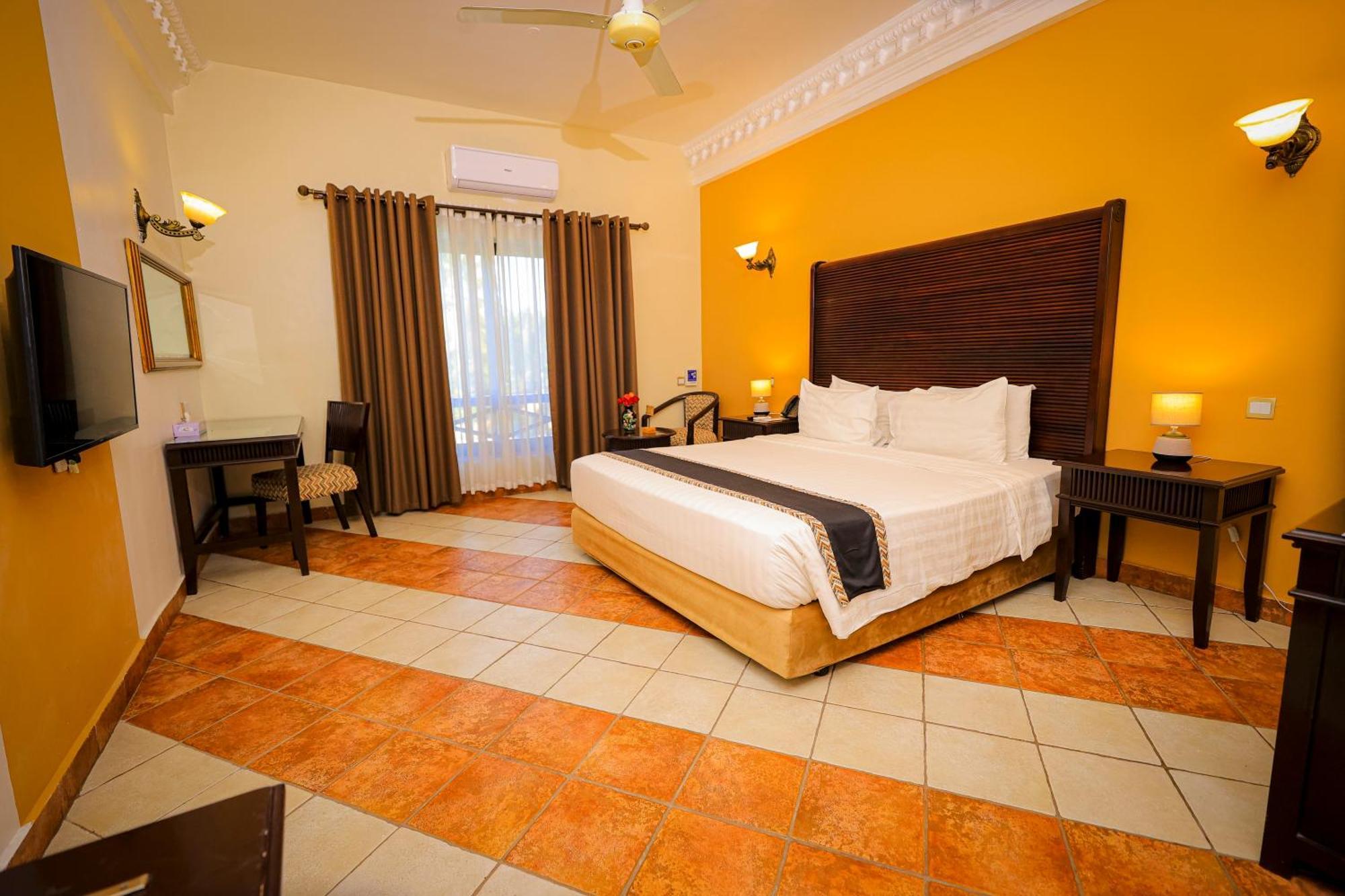 דאר א-סאלאם Colosseum Boutique Hotel & Spa מראה חיצוני תמונה