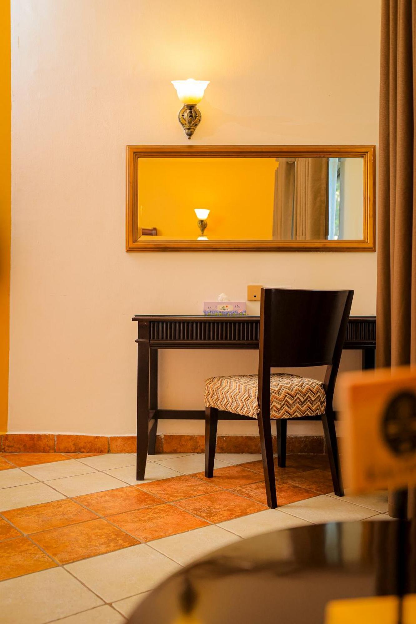 דאר א-סאלאם Colosseum Boutique Hotel & Spa חדר תמונה