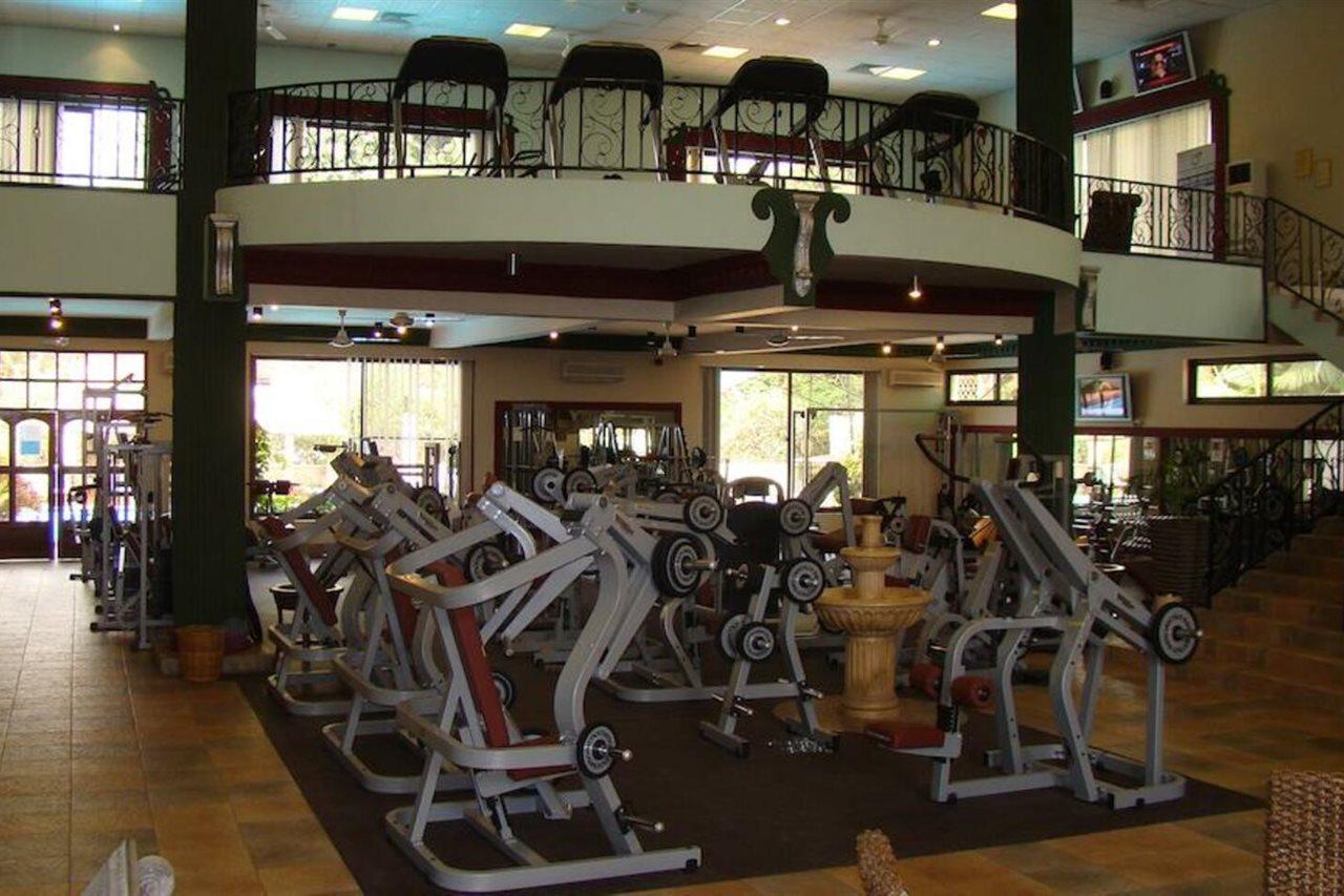 דאר א-סאלאם Colosseum Boutique Hotel & Spa מראה חיצוני תמונה