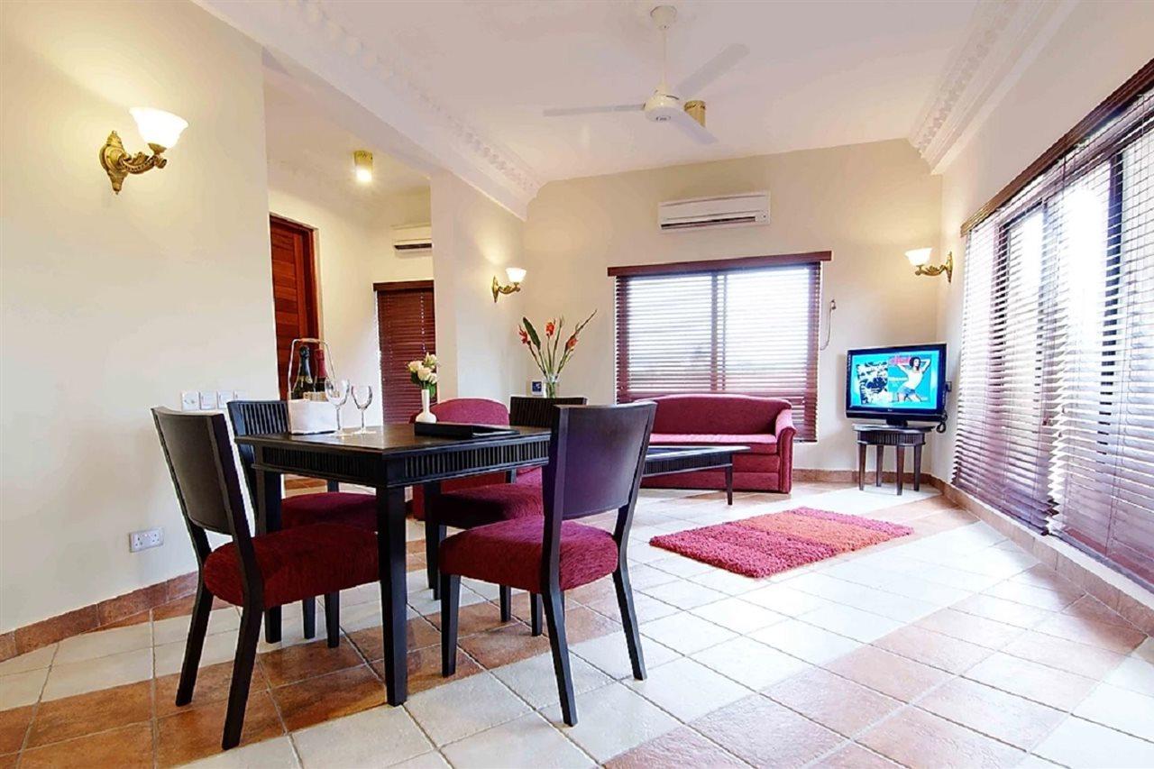 דאר א-סאלאם Colosseum Boutique Hotel & Spa מראה חיצוני תמונה
